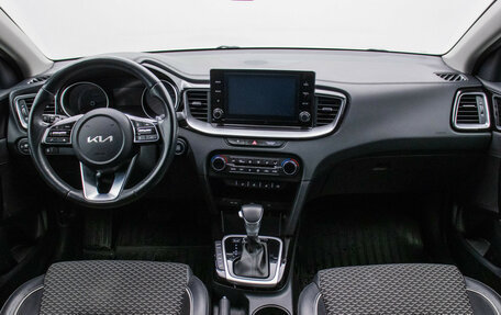 KIA cee'd III, 2021 год, 2 200 000 рублей, 13 фотография