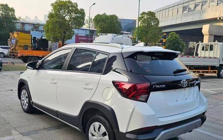 Toyota Yaris XP150 рестайлинг, 2021 год, 1 750 000 рублей, 4 фотография