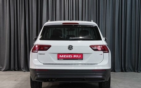 Volkswagen Tiguan II, 2017 год, 2 230 000 рублей, 4 фотография