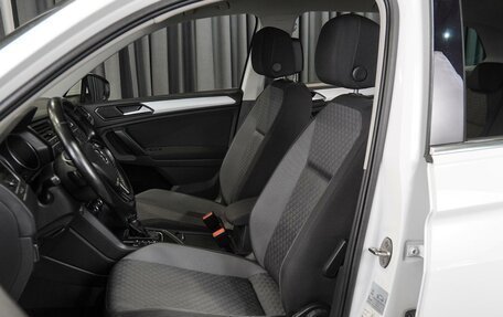 Volkswagen Tiguan II, 2017 год, 2 230 000 рублей, 10 фотография