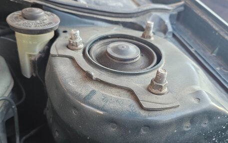 Toyota Avensis III рестайлинг, 1999 год, 550 000 рублей, 2 фотография