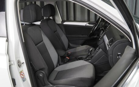 Volkswagen Tiguan II, 2017 год, 2 230 000 рублей, 8 фотография