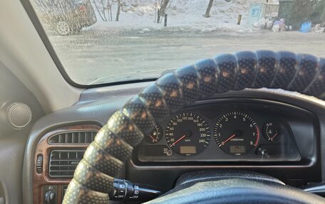 Toyota Avensis III рестайлинг, 1999 год, 550 000 рублей, 21 фотография