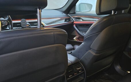 BMW 5 серия, 2018 год, 3 350 000 рублей, 11 фотография