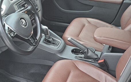 Volkswagen Jetta VI, 2018 год, 1 450 000 рублей, 9 фотография