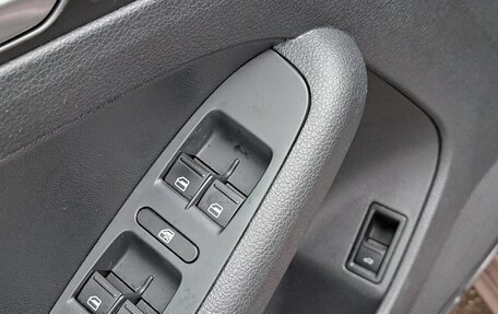 Volkswagen Jetta VI, 2018 год, 1 450 000 рублей, 13 фотография