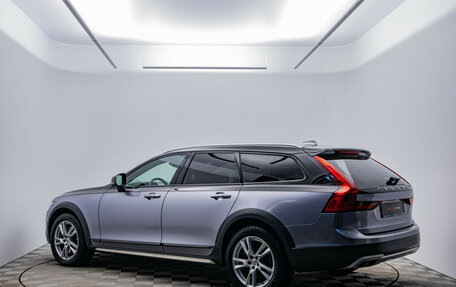 Volvo V90 Cross Country I рестайлинг, 2018 год, 3 500 000 рублей, 7 фотография
