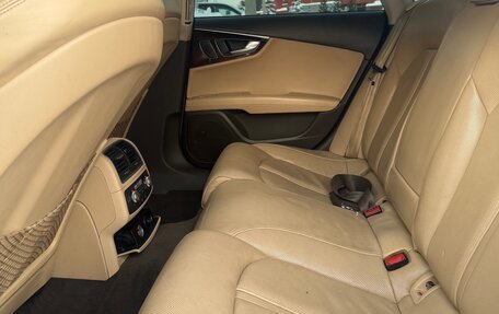 Audi A7, 2010 год, 1 390 000 рублей, 13 фотография