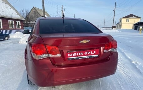 Chevrolet Cruze II, 2010 год, 620 000 рублей, 4 фотография