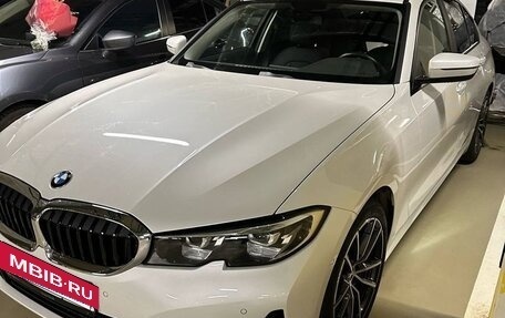 BMW 3 серия, 2020 год, 3 550 000 рублей, 2 фотография