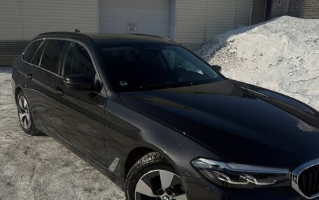 BMW 5 серия, 2020 год, 3 090 000 рублей, 3 фотография