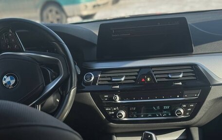 BMW 5 серия, 2020 год, 3 090 000 рублей, 17 фотография