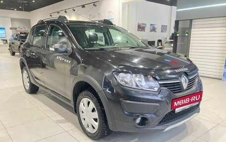 Renault Sandero II рестайлинг, 2015 год, 850 000 рублей, 3 фотография