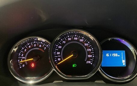 Renault Sandero II рестайлинг, 2015 год, 850 000 рублей, 14 фотография