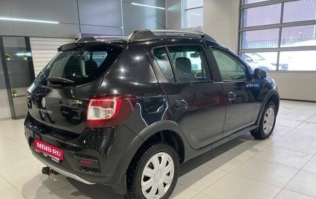 Renault Sandero II рестайлинг, 2015 год, 850 000 рублей, 4 фотография