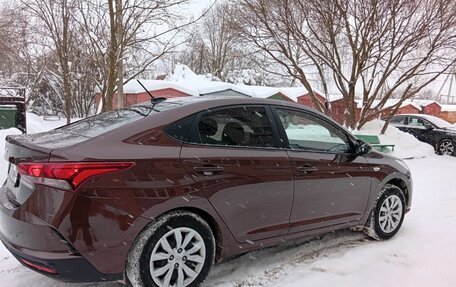 Hyundai Solaris II рестайлинг, 2021 год, 1 400 000 рублей, 3 фотография