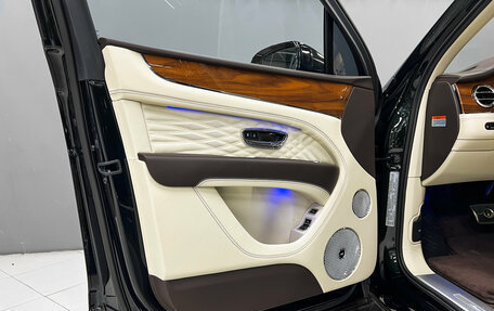 Bentley Bentayga I, 2024 год, 29 600 000 рублей, 12 фотография