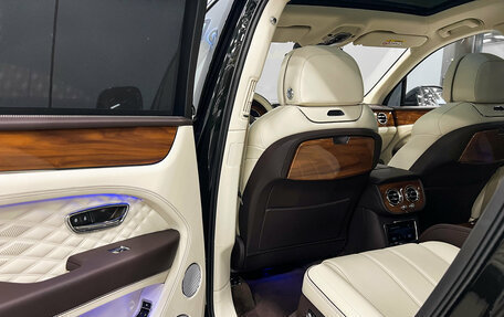 Bentley Bentayga I, 2024 год, 29 600 000 рублей, 19 фотография