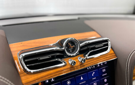 Bentley Bentayga I, 2024 год, 29 600 000 рублей, 32 фотография