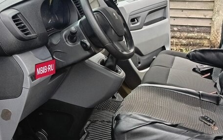 Peugeot Expert, 2020 год, 3 000 000 рублей, 10 фотография