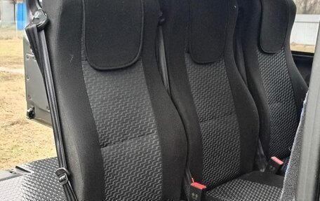 Peugeot Expert, 2020 год, 3 000 000 рублей, 19 фотография