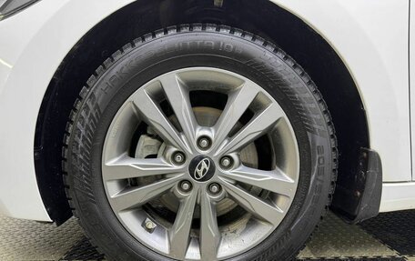 Hyundai Elantra VI рестайлинг, 2018 год, 1 670 000 рублей, 12 фотография