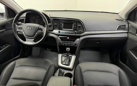 Hyundai Elantra VI рестайлинг, 2018 год, 1 670 000 рублей, 10 фотография