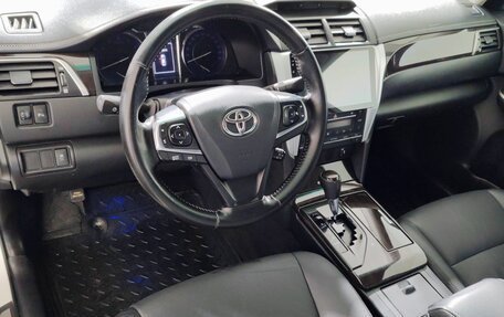 Toyota Camry, 2015 год, 1 697 000 рублей, 12 фотография