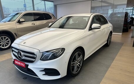 Mercedes-Benz E-Класс, 2019 год, 3 390 000 рублей, 1 фотография