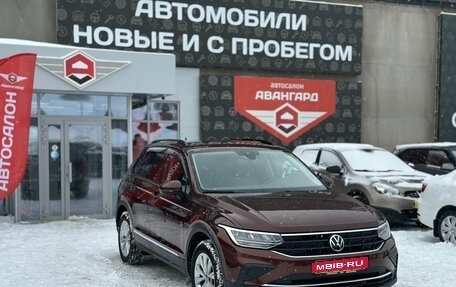 Volkswagen Tiguan II, 2021 год, 2 900 000 рублей, 1 фотография