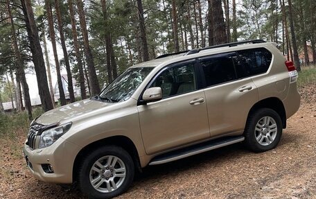Toyota Land Cruiser Prado 150 рестайлинг 2, 2011 год, 2 550 000 рублей, 1 фотография