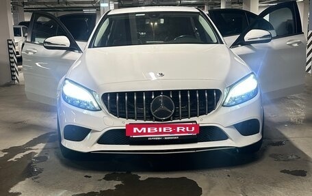 Mercedes-Benz C-Класс, 2019 год, 3 100 000 рублей, 21 фотография