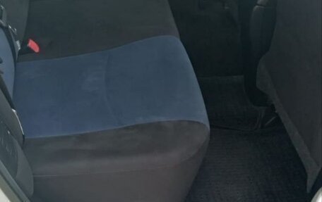 Toyota Prius, 2015 год, 1 495 000 рублей, 11 фотография