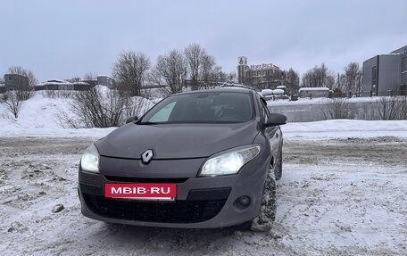 Renault Megane III, 2010 год, 600 000 рублей, 2 фотография
