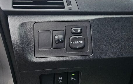 Toyota Verso I, 2012 год, 1 470 000 рублей, 24 фотография