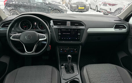 Volkswagen Tiguan II, 2021 год, 2 900 000 рублей, 13 фотография