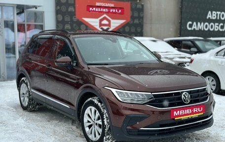 Volkswagen Tiguan II, 2021 год, 2 900 000 рублей, 8 фотография