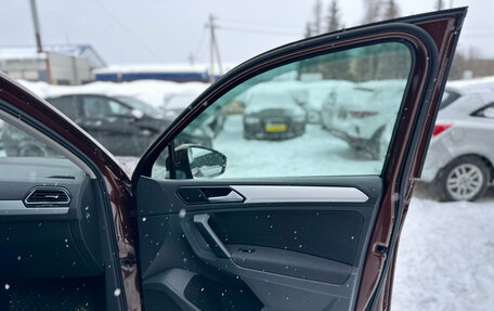 Volkswagen Tiguan II, 2021 год, 2 900 000 рублей, 29 фотография