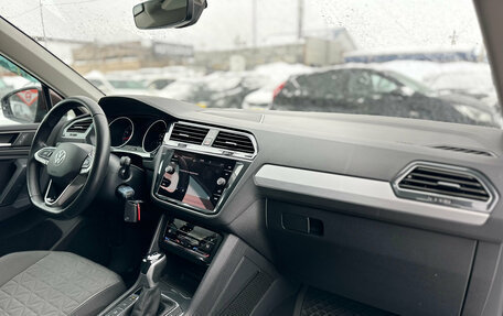 Volkswagen Tiguan II, 2021 год, 2 900 000 рублей, 31 фотография