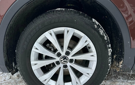 Volkswagen Tiguan II, 2021 год, 2 900 000 рублей, 33 фотография