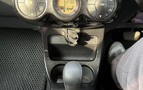 Toyota Ist II, 2010 год, 1 000 000 рублей, 20 фотография