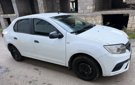 Renault Logan II, 2019 год, 475 000 рублей, 2 фотография
