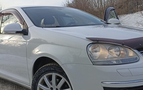 Volkswagen Jetta VI, 2010 год, 700 000 рублей, 9 фотография