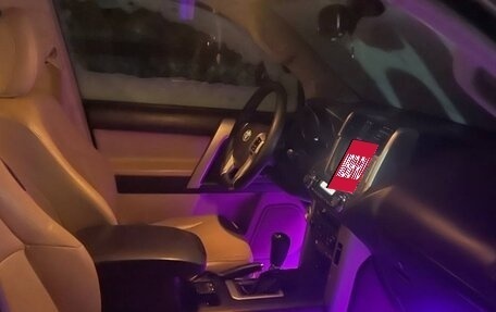 Toyota Land Cruiser Prado 150 рестайлинг 2, 2011 год, 2 550 000 рублей, 4 фотография