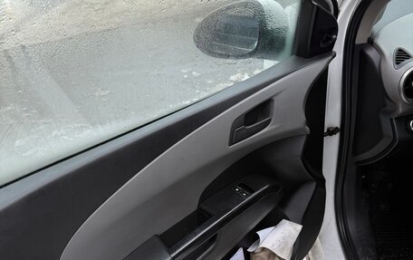 Chevrolet Aveo III, 2014 год, 500 000 рублей, 9 фотография