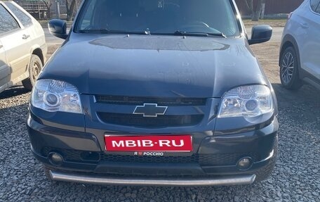 Chevrolet Niva I рестайлинг, 2015 год, 680 000 рублей, 1 фотография