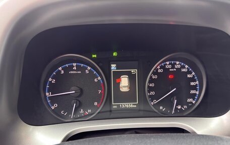 Toyota RAV4, 2017 год, 2 650 000 рублей, 9 фотография