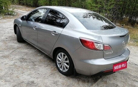 Mazda 3, 2011 год, 900 000 рублей, 12 фотография