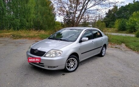 Toyota Corolla, 2003 год, 555 000 рублей, 4 фотография