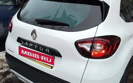 Renault Kaptur I рестайлинг, 2018 год, 1 078 000 рублей, 4 фотография